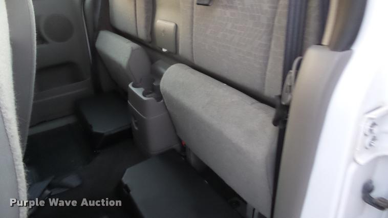 image for item J5717 2007 GMC Canyon SL Ext. Cab pickup truck