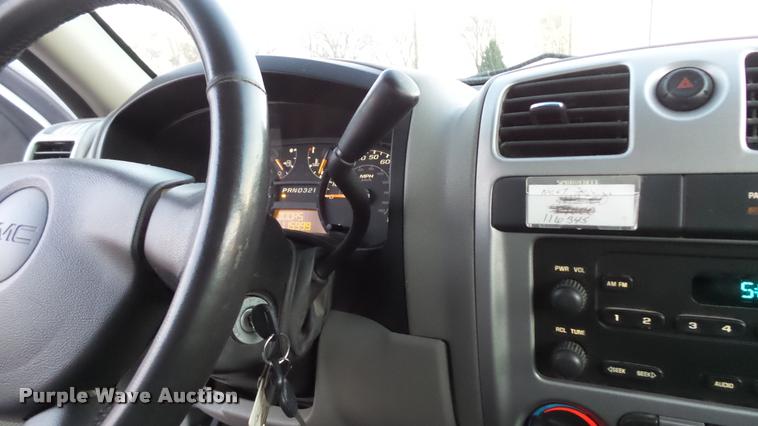 image for item J5717 2007 GMC Canyon SL Ext. Cab pickup truck