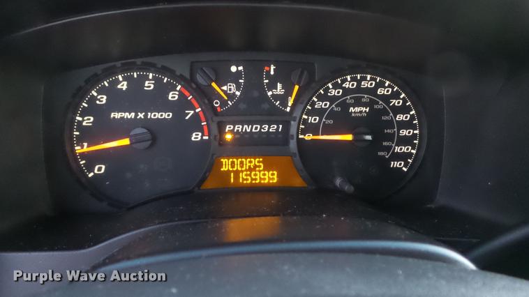 image for item J5717 2007 GMC Canyon SL Ext. Cab pickup truck