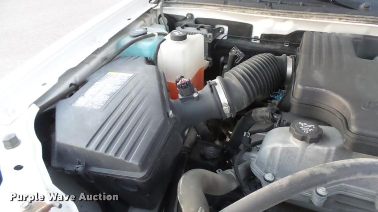 image for item J5717 2007 GMC Canyon SL Ext. Cab pickup truck