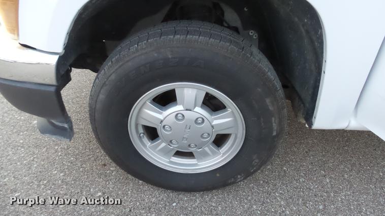 image for item J5717 2007 GMC Canyon SL Ext. Cab pickup truck