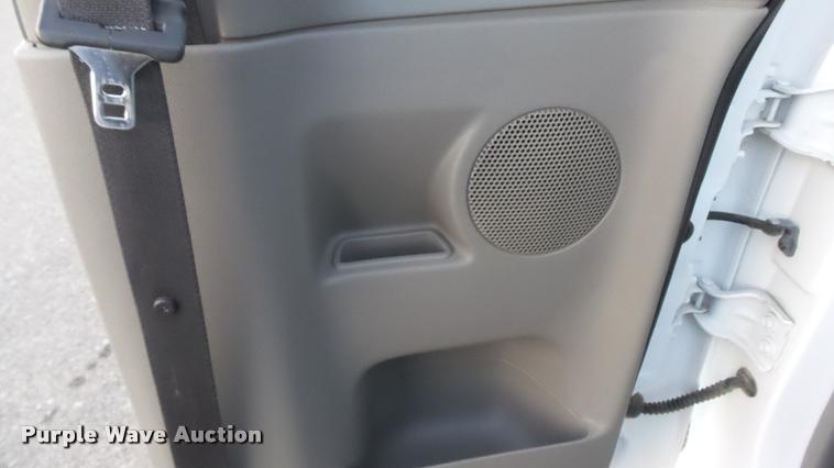 image for item J5717 2007 GMC Canyon SL Ext. Cab pickup truck