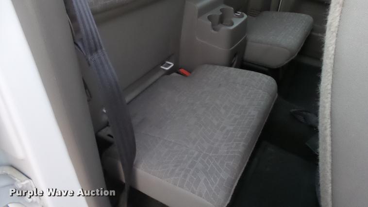 image for item J5717 2007 GMC Canyon SL Ext. Cab pickup truck