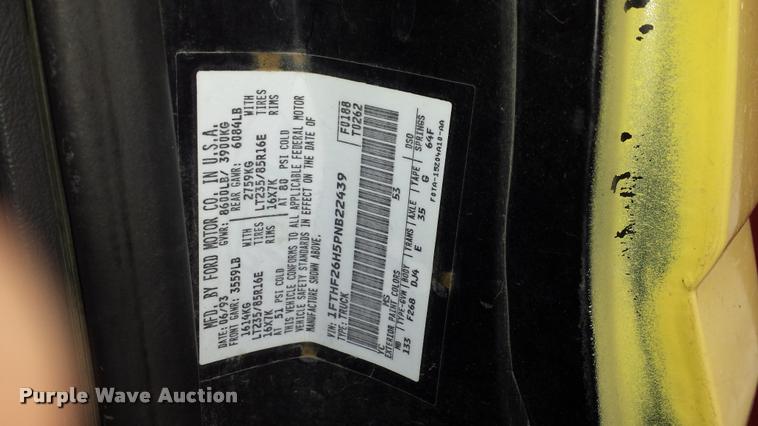 image for item J5732 1993 Ford F250 XLT utility truck