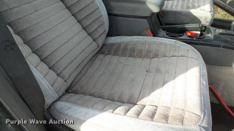 image for item J5739 1994 Jeep Grand Cherokee SUV