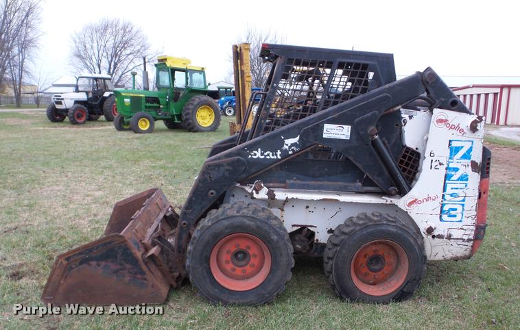 image for item J8679 1993 Bobcat 7753 skid steer