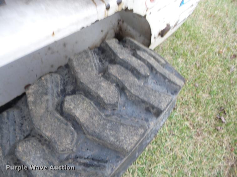 image for item J8679 1993 Bobcat 7753 skid steer