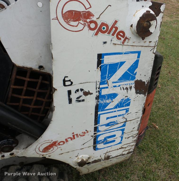 image for item J8679 1993 Bobcat 7753 skid steer