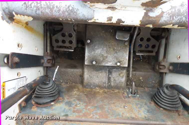 image for item J8679 1993 Bobcat 7753 skid steer