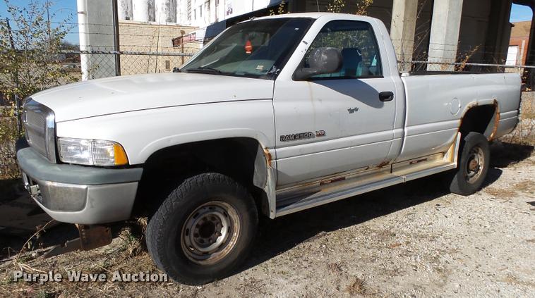 image for item K1012 1998 Dodge Ram 2500 pickup truck