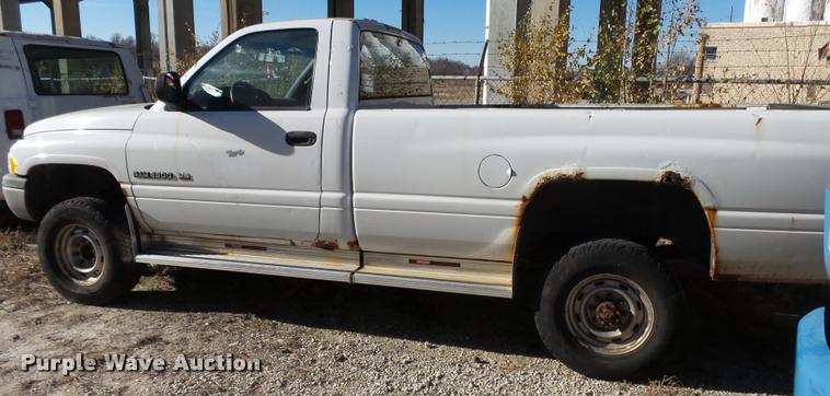 image for item K1012 1998 Dodge Ram 2500 pickup truck