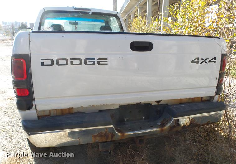 image for item K1012 1998 Dodge Ram 2500 pickup truck