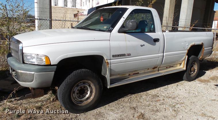 image for item K1012 1998 Dodge Ram 2500 pickup truck