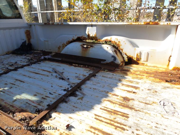 image for item K1012 1998 Dodge Ram 2500 pickup truck