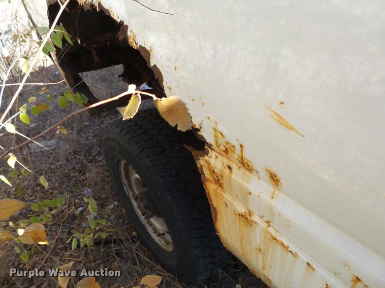 image for item K1012 1998 Dodge Ram 2500 pickup truck