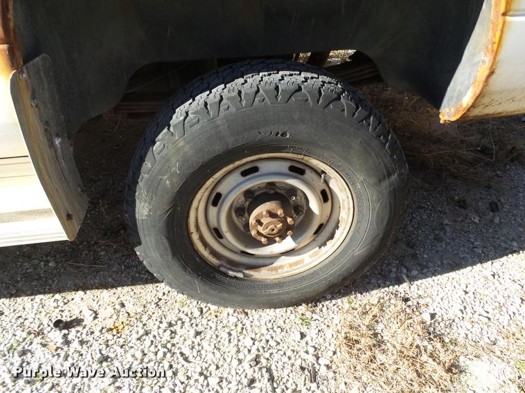 image for item K1012 1998 Dodge Ram 2500 pickup truck