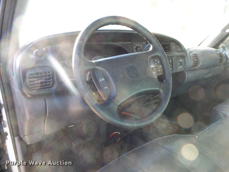 image for item K1012 1998 Dodge Ram 2500 pickup truck