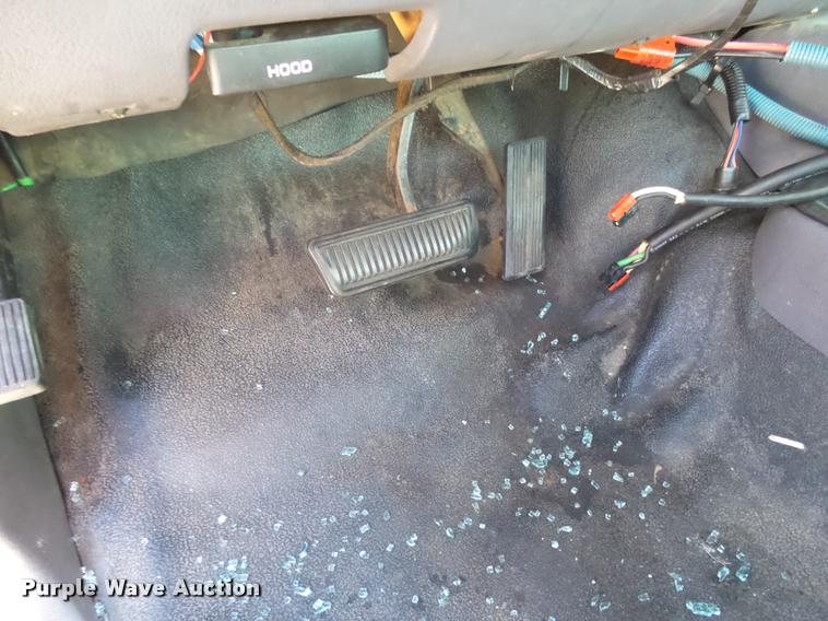 image for item K1012 1998 Dodge Ram 2500 pickup truck