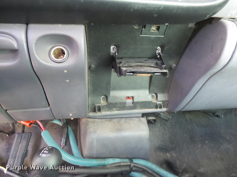 image for item K1012 1998 Dodge Ram 2500 pickup truck