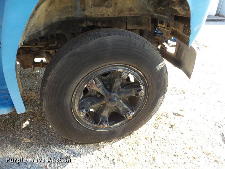 image for item K1013 1989 Ford F600G flatbed truck