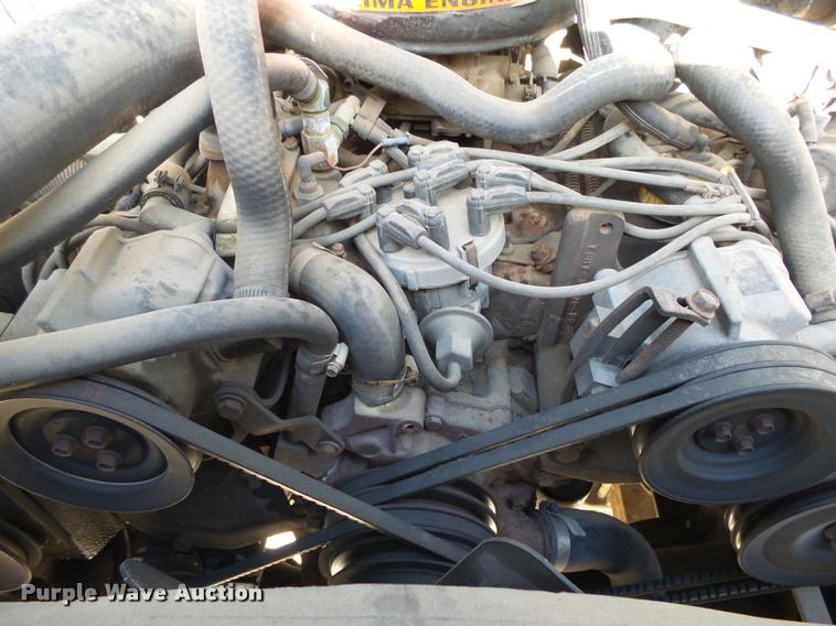 image for item K1013 1989 Ford F600G flatbed truck