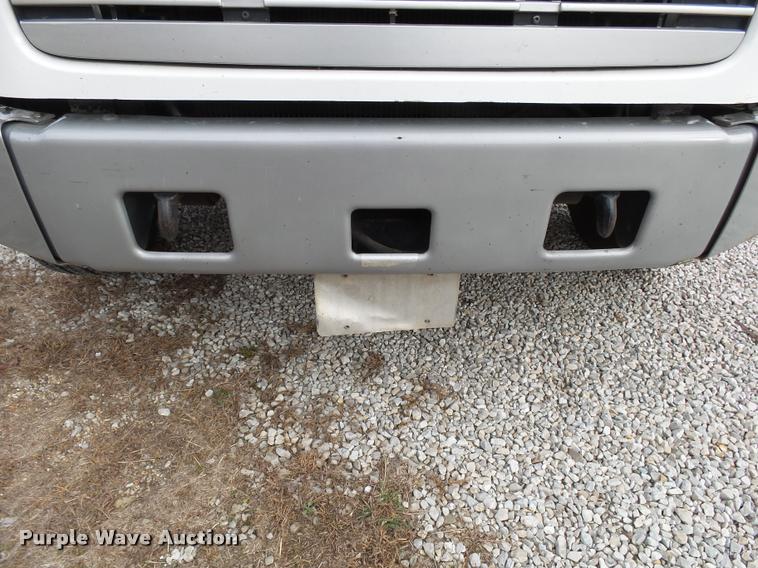 image for item K1015 1995 Freightliner Business Class FL60 utility truck