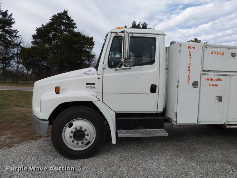 image for item K1015 1995 Freightliner Business Class FL60 utility truck