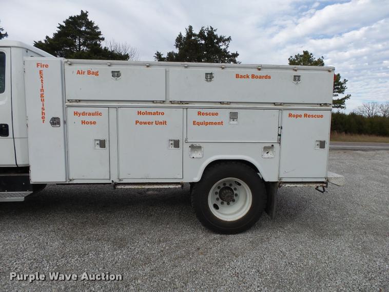 image for item K1015 1995 Freightliner Business Class FL60 utility truck