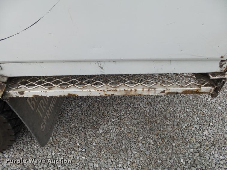 image for item K1015 1995 Freightliner Business Class FL60 utility truck