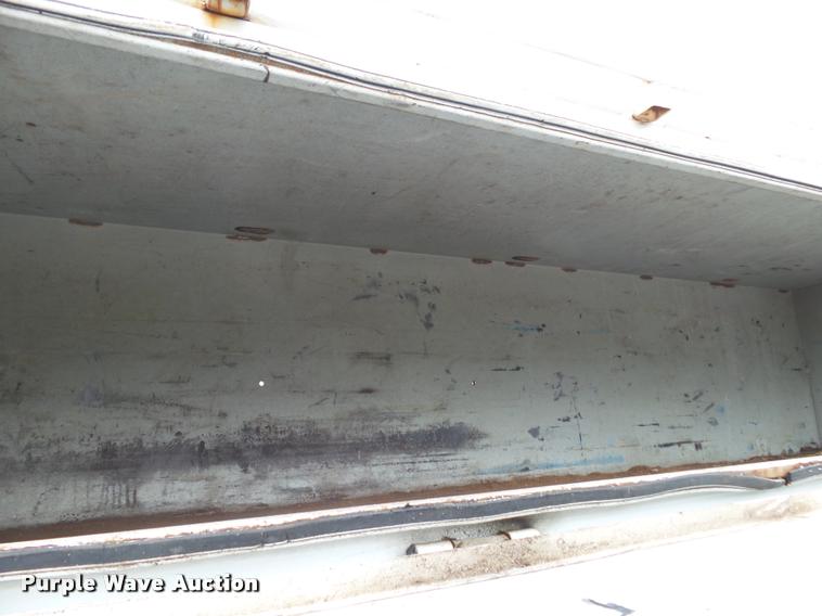 image for item K1015 1995 Freightliner Business Class FL60 utility truck