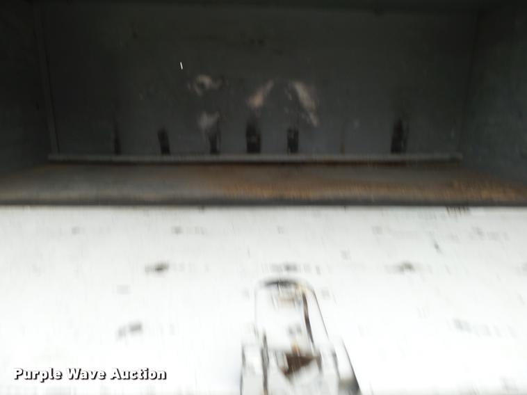 image for item K1015 1995 Freightliner Business Class FL60 utility truck