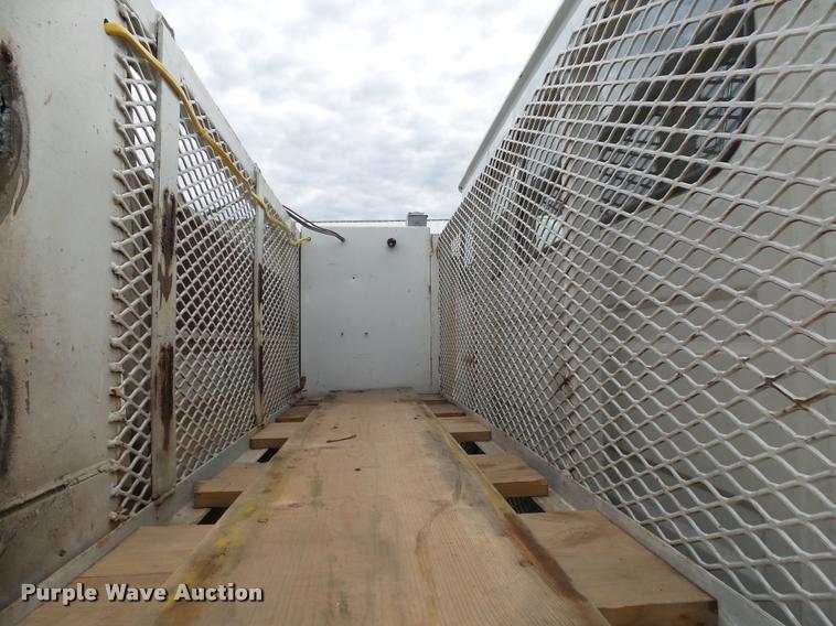 image for item K1015 1995 Freightliner Business Class FL60 utility truck