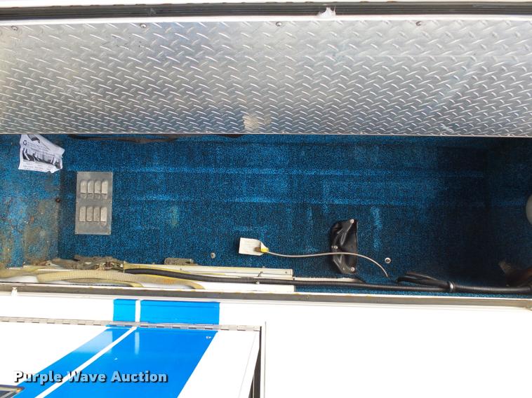 image for item K1016 1990 GMC TopKick 7000 ambulance