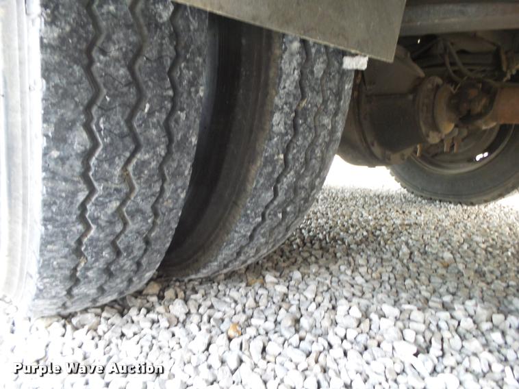 image for item K1016 1990 GMC TopKick 7000 ambulance