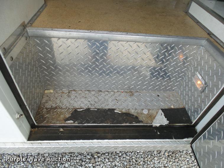 image for item K1016 1990 GMC TopKick 7000 ambulance