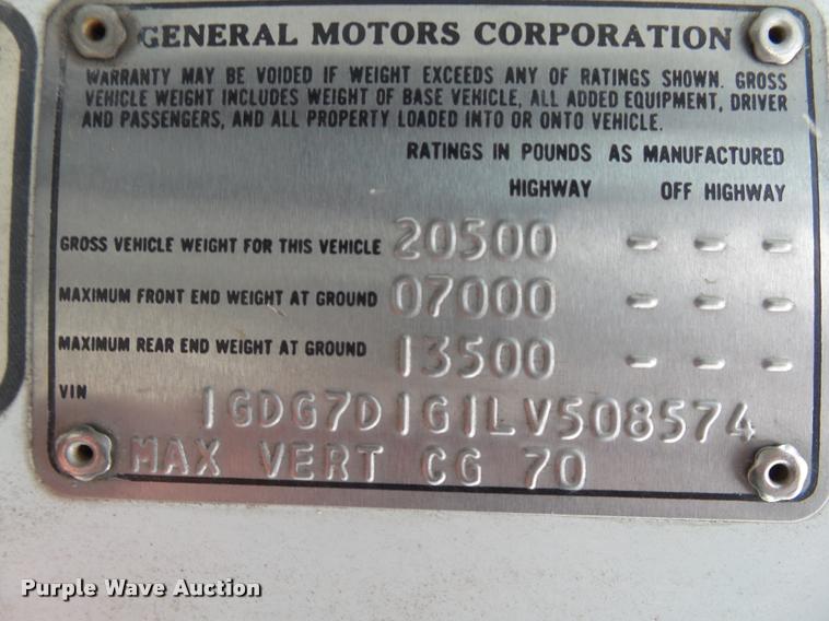 image for item K1016 1990 GMC TopKick 7000 ambulance
