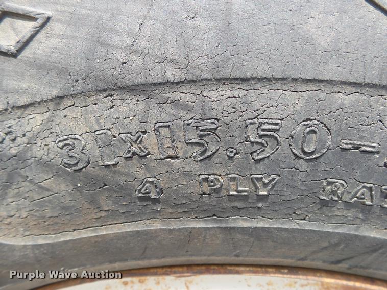 image for item K1033 Ditch Witch R40 trencher