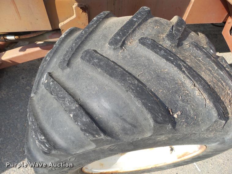 image for item K1033 Ditch Witch R40 trencher