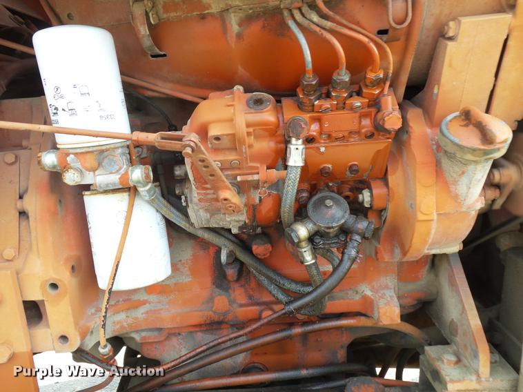 image for item K1033 Ditch Witch R40 trencher