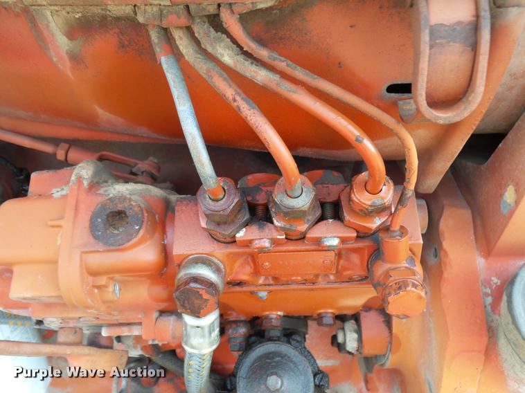 image for item K1033 Ditch Witch R40 trencher