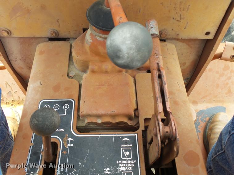 image for item K1033 Ditch Witch R40 trencher