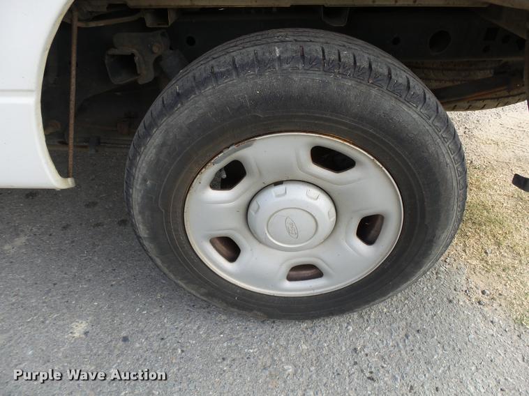 image for item K1034 2007 Ford F150 XL SuperCab pickup truck