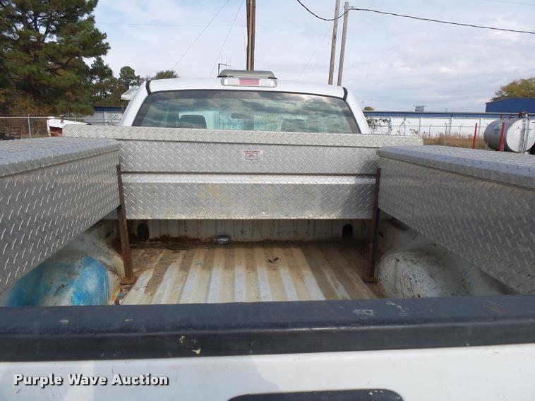 image for item K1034 2007 Ford F150 XL SuperCab pickup truck