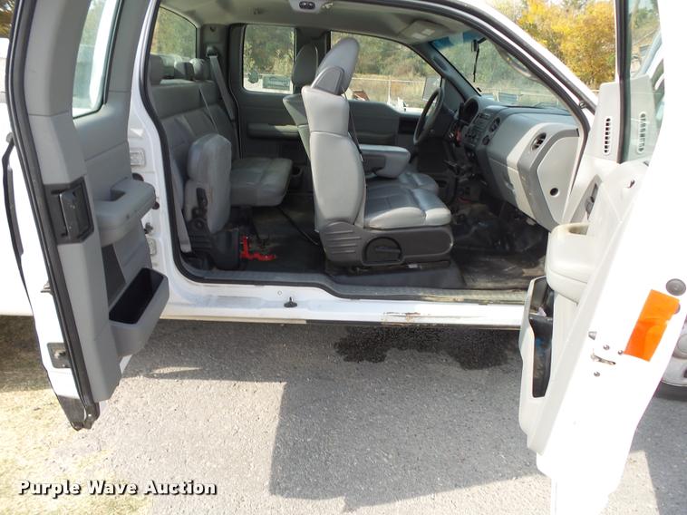 image for item K1034 2007 Ford F150 XL SuperCab pickup truck