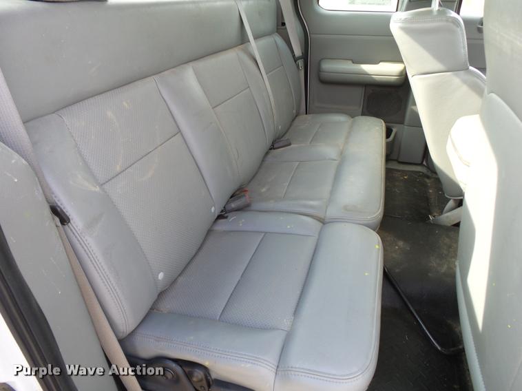 image for item K1034 2007 Ford F150 XL SuperCab pickup truck