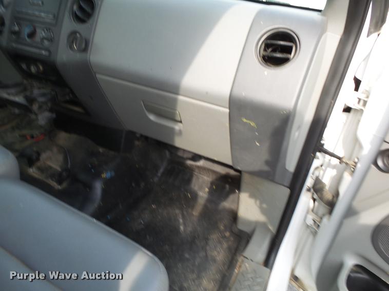 image for item K1034 2007 Ford F150 XL SuperCab pickup truck