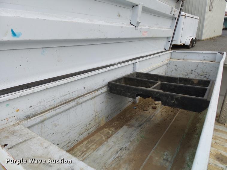 image for item K1035 2006 Dodge Ram 2500 pickup truck