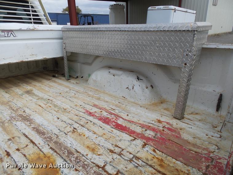 image for item K1035 2006 Dodge Ram 2500 pickup truck