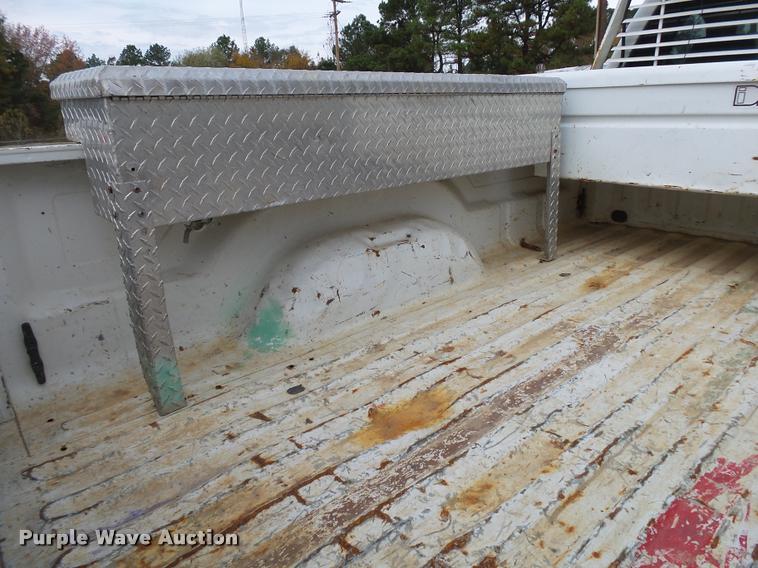 image for item K1035 2006 Dodge Ram 2500 pickup truck