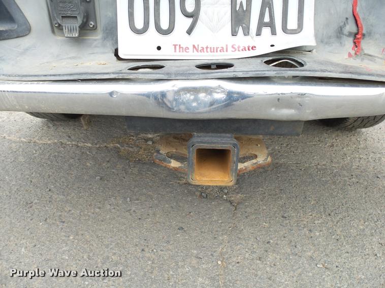 image for item K1035 2006 Dodge Ram 2500 pickup truck